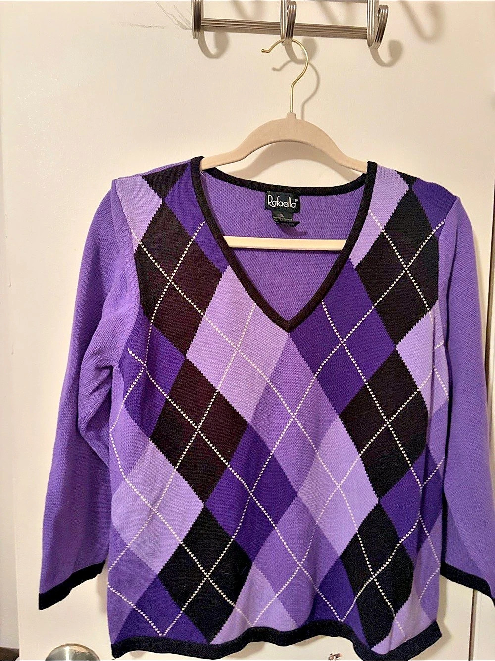 Patarella Argyle Sweater in Purple & Black Size XL